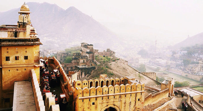 high-angle-view-of-fortress_udaipur